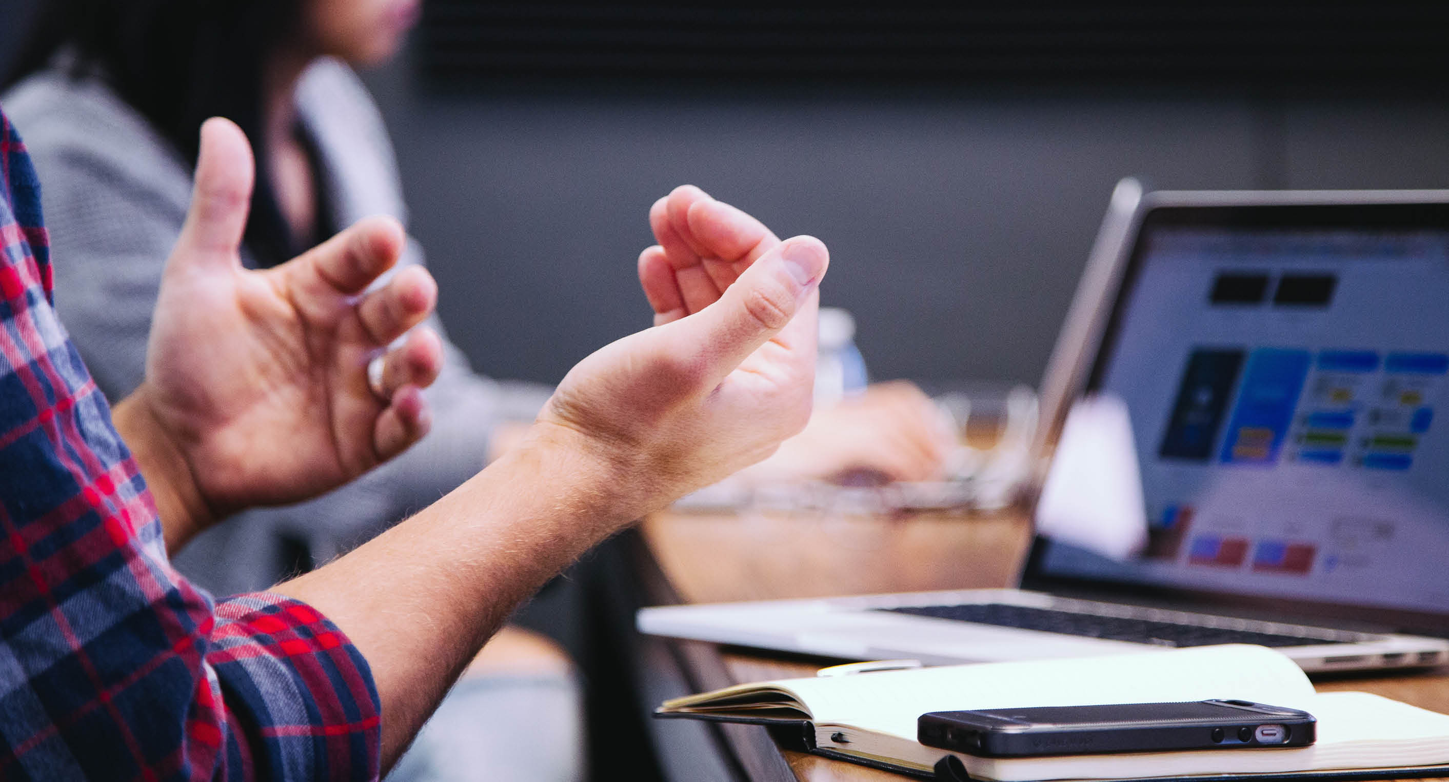 Featured-Hands in meeting-1